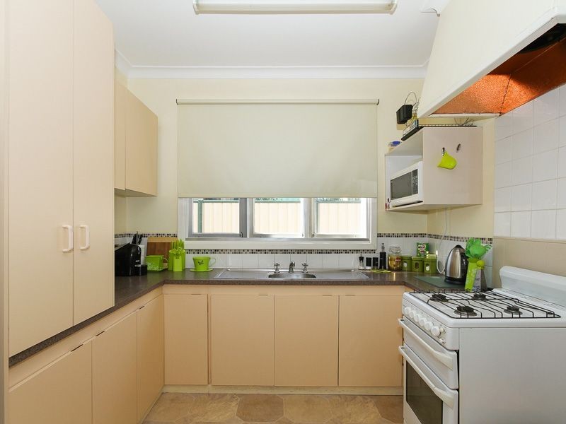 47 Hale Road, Forrestfield WA 6058