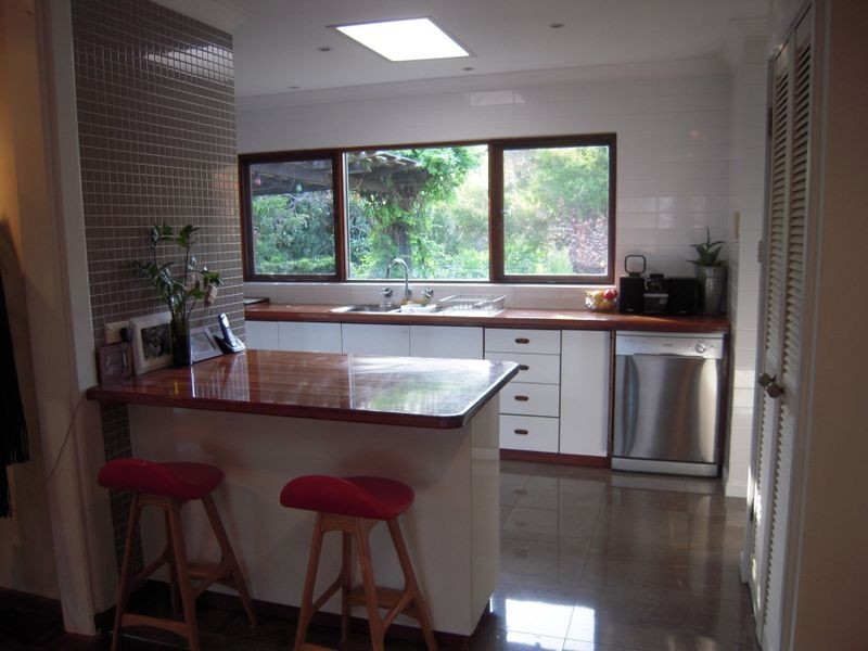 6 Dryandra Crescent, Darlington WA 6070