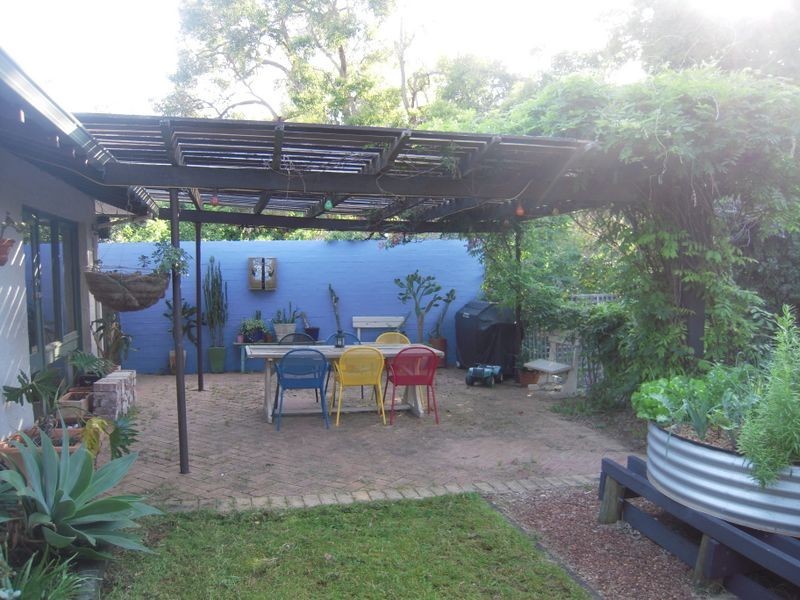 6 Dryandra Crescent, Darlington WA 6070