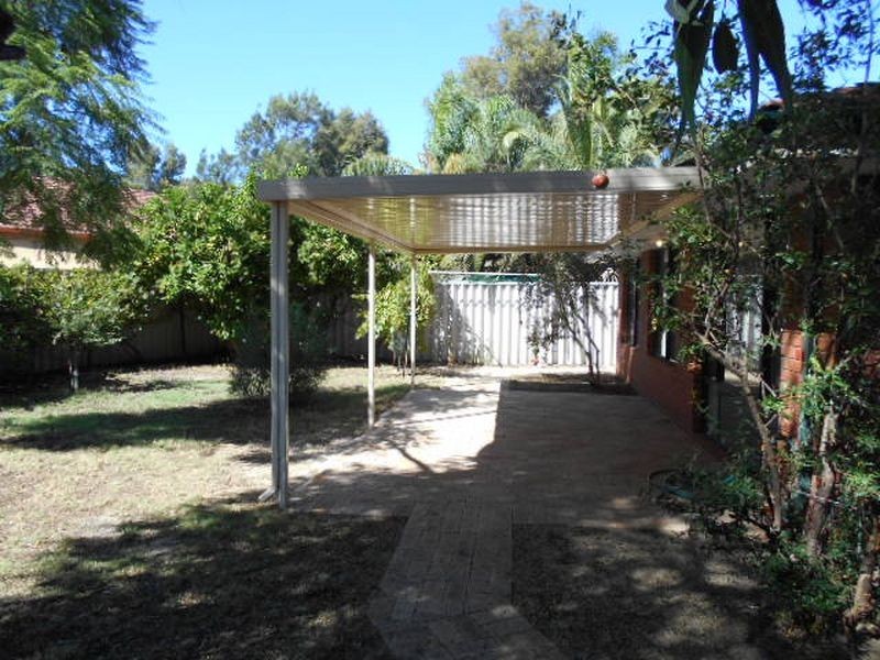 11 Dulverton Close, Stratton WA 6056