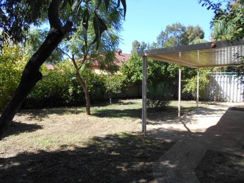 11 Dulverton Close, Stratton WA 6056