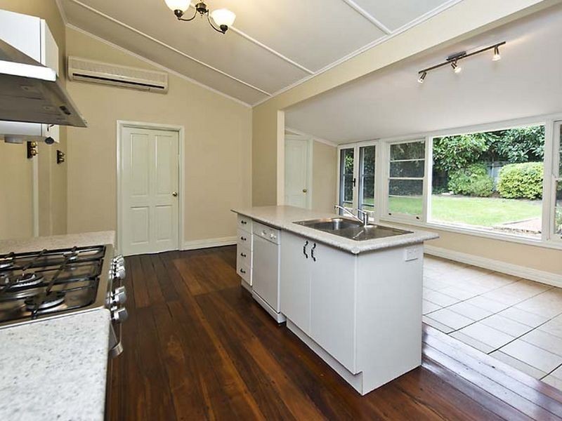 3 Station Street, Guildford WA 6055