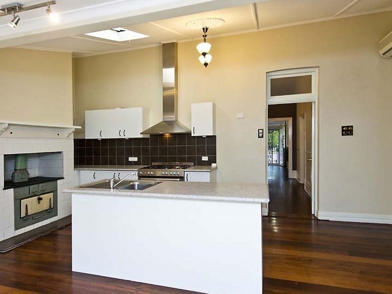 3 Station Street, Guildford WA 6055