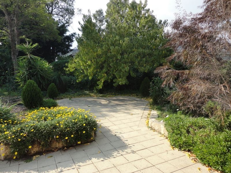 2 Traylen Road, Kalamunda WA 6076