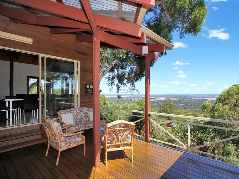 11 Marion Way, Gooseberry Hill WA 6076