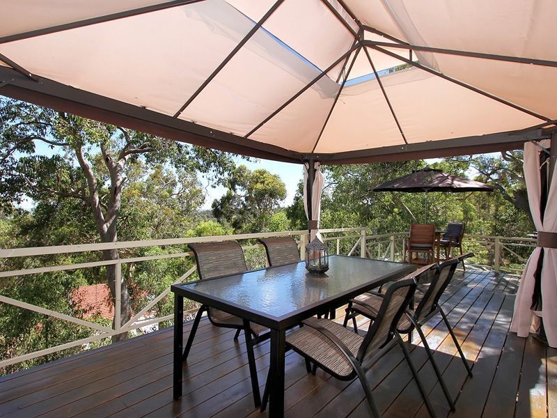 11 Marion Way, Gooseberry Hill WA 6076