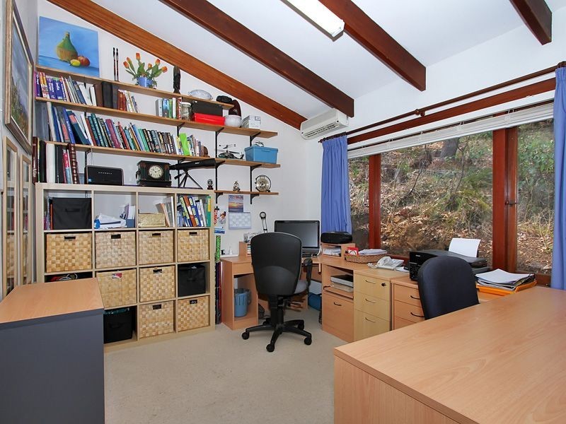 11 Marion Way, Gooseberry Hill WA 6076