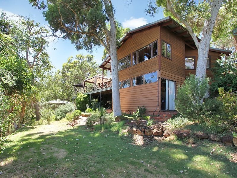 11 Marion Way, Gooseberry Hill WA 6076