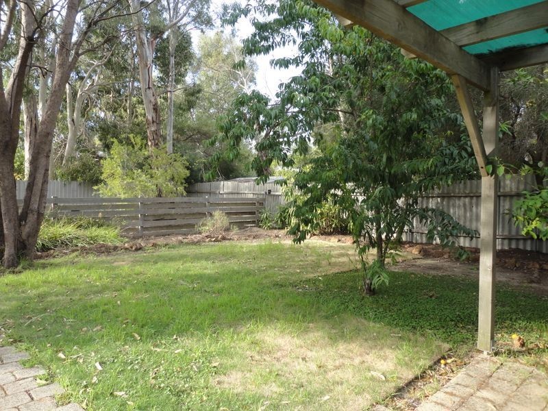 6 Orangedale Road, Lesmurdie WA 6076