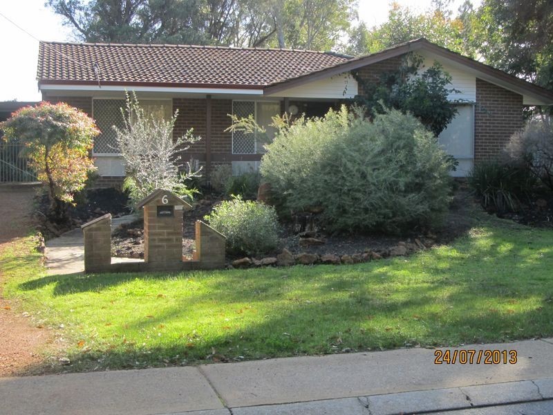 6 Orangedale Road, Lesmurdie WA 6076