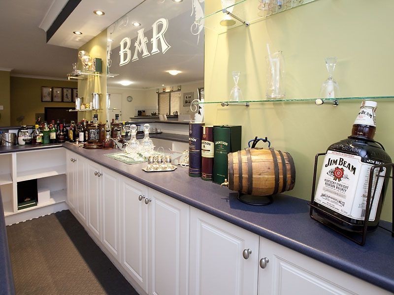 4 Foxglove Avenue, High Wycombe WA 6057