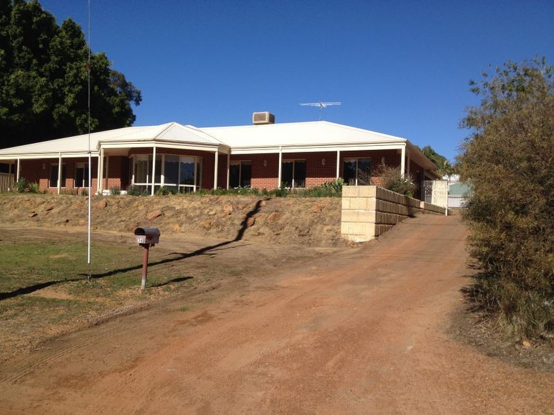 38 Hill Street, Gooseberry Hill WA 6076