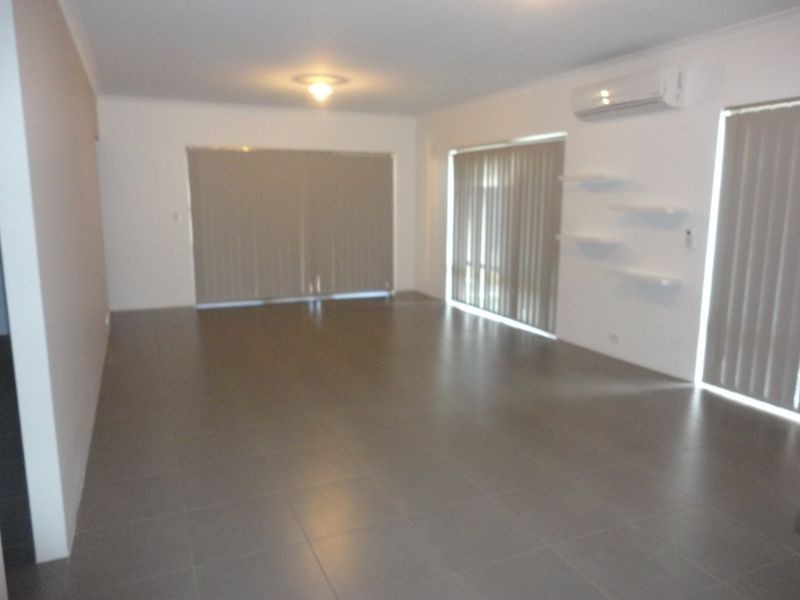4 Korad Terrace, Forrestfield WA 6058