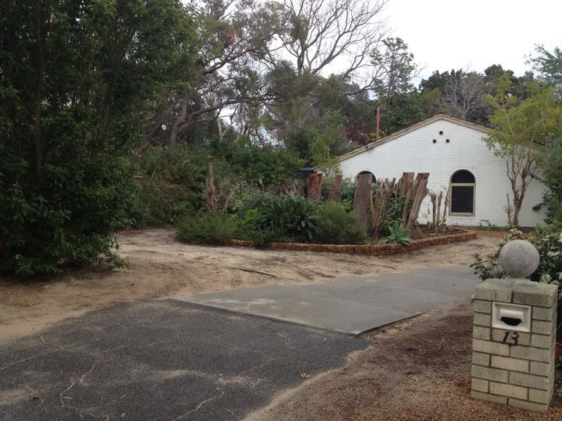 13 Acacia Road, Maida Vale WA 6057