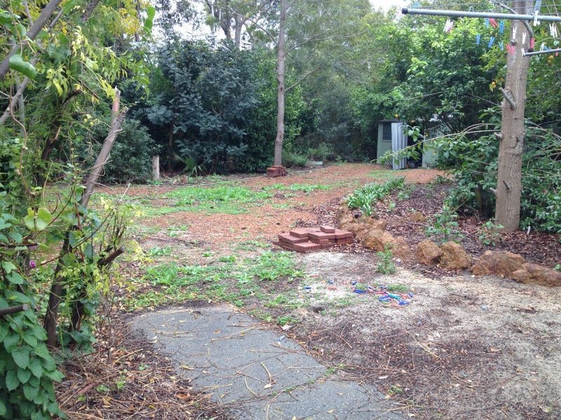 13 Acacia Road, Maida Vale WA 6057