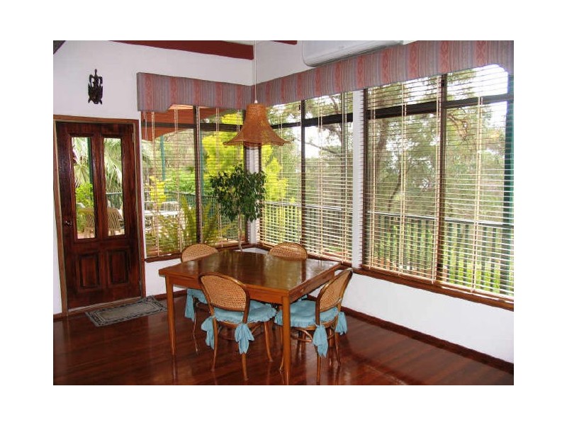 15 Crocus Road, Kalamunda WA 6076