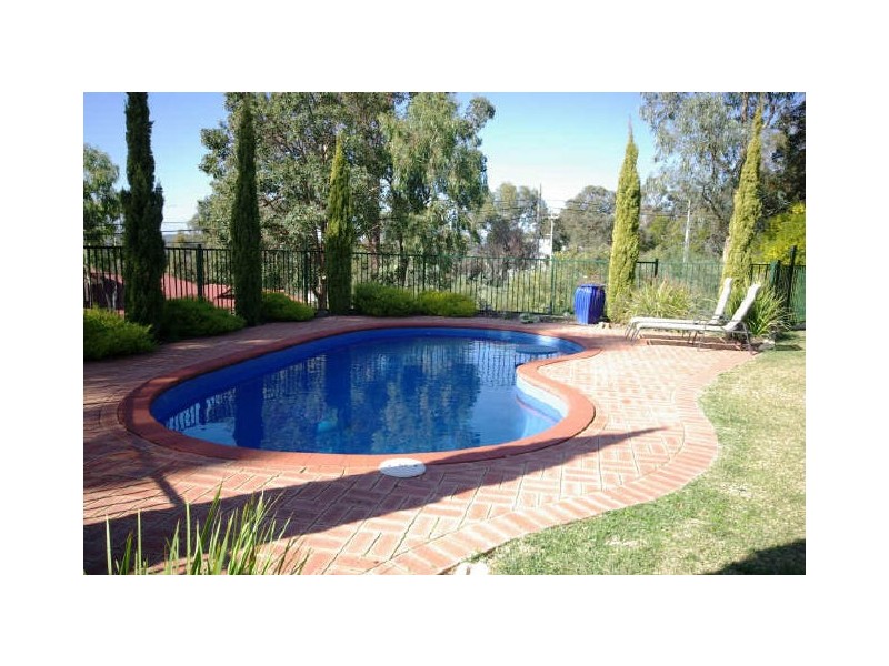 30 Valley Road, Kalamunda WA 6076