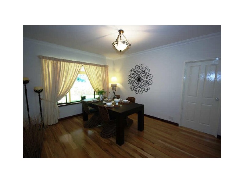 30 Valley Road, Kalamunda WA 6076