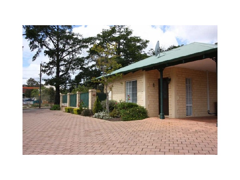 2/22-24 Canning Road, Kalamunda WA 6076