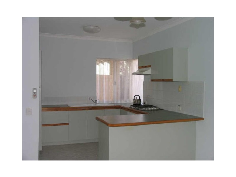 2/22-24 Canning Road, Kalamunda WA 6076