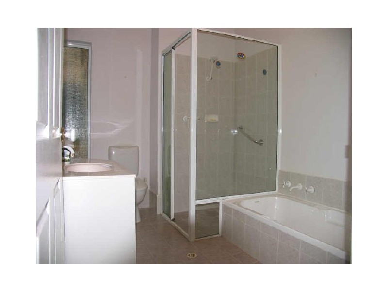 2/22-24 Canning Road, Kalamunda WA 6076