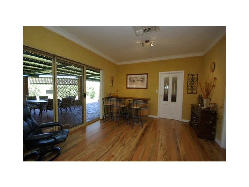 35 John Farrant Drive, Gooseberry Hill WA 6076