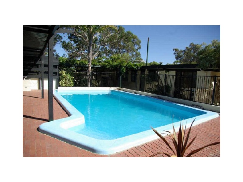 4 Hart Road, Lesmurdie WA 6076