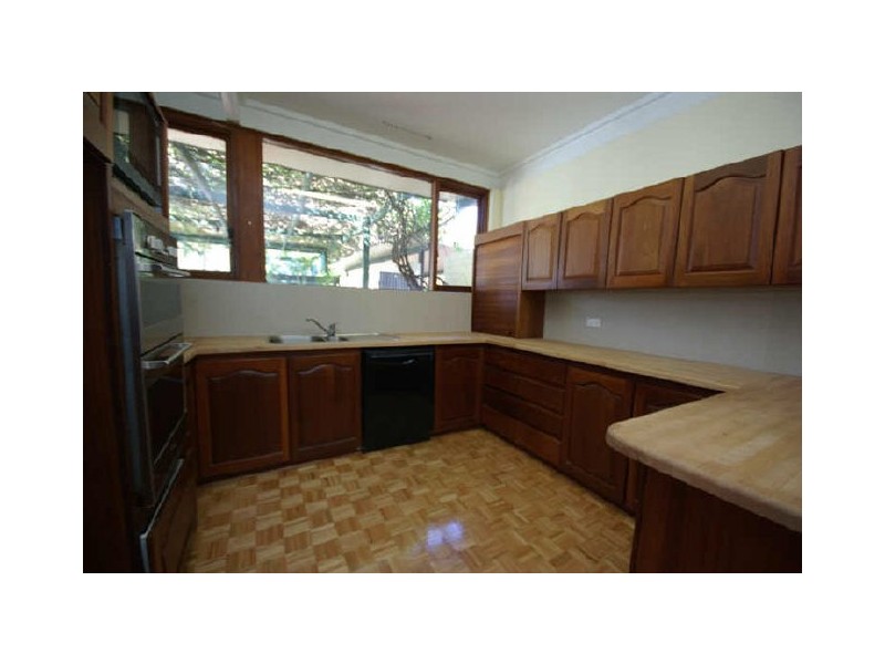 4 Hart Road, Lesmurdie WA 6076