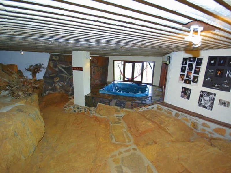 280 Mundaring Weir Road, Kalamunda WA 6076