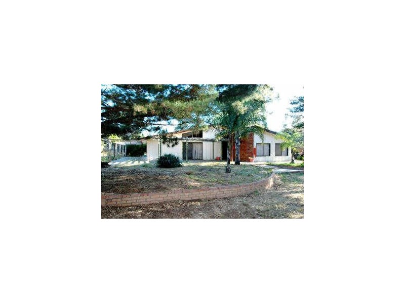 10 Kawina Road, Bickley WA 6076