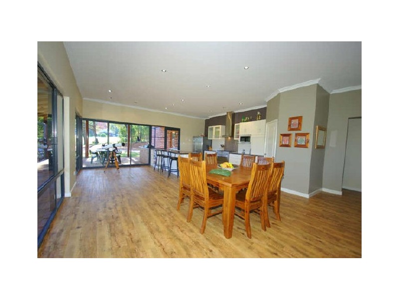 44 Carmel Road, Carmel WA 6076