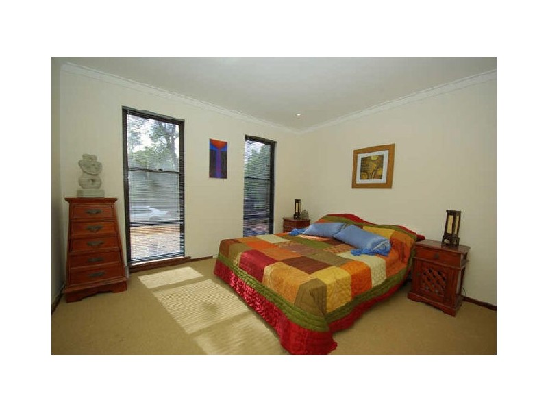 15 Snowball Road, Kalamunda WA 6076