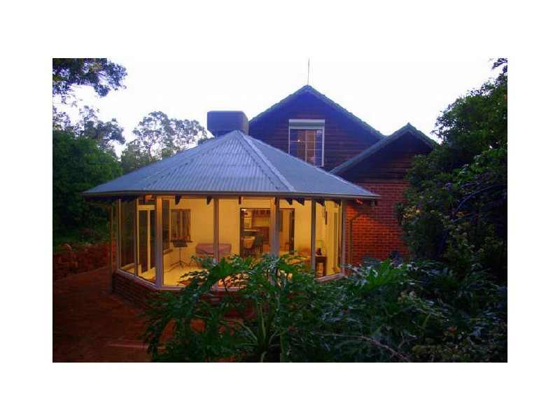 34 Boonooloo Road, Kalamunda WA 6076