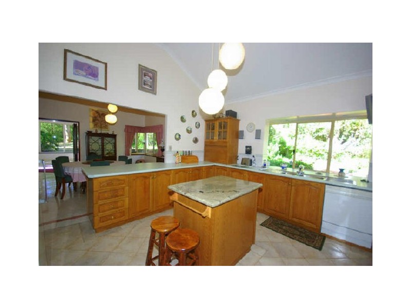 34 Boonooloo Road, Kalamunda WA 6076