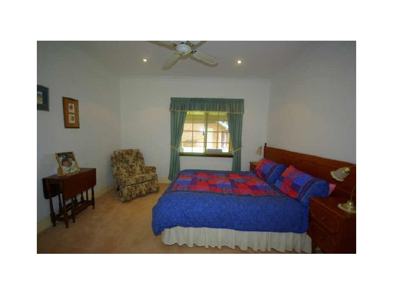 34 Boonooloo Road, Kalamunda WA 6076