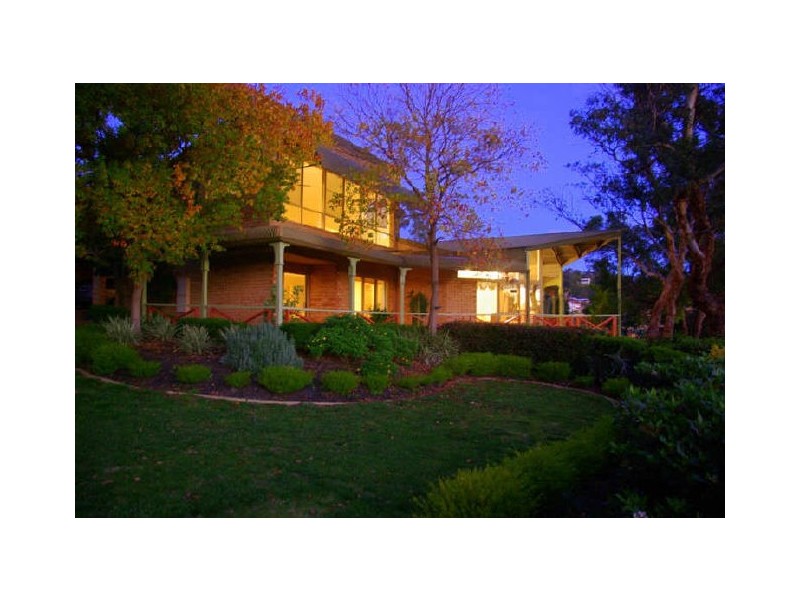 21 Grenville Road, Gooseberry Hill WA 6076