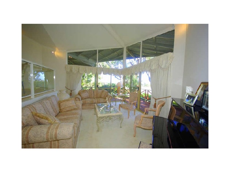 21 Grenville Road, Gooseberry Hill WA 6076