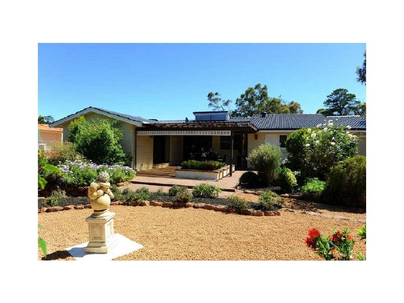 6 Tella Street, Gooseberry Hill WA 6076