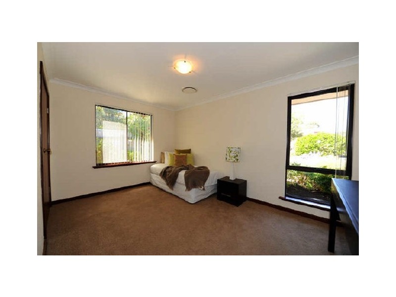 6 Tella Street, Gooseberry Hill WA 6076