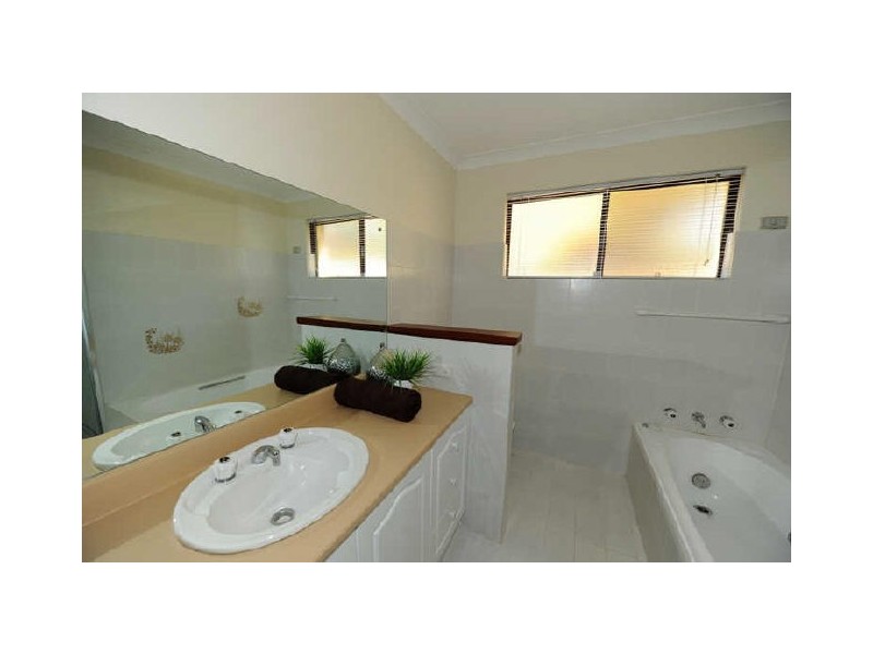 6 Tella Street, Gooseberry Hill WA 6076