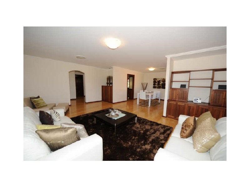 6 Tella Street, Gooseberry Hill WA 6076