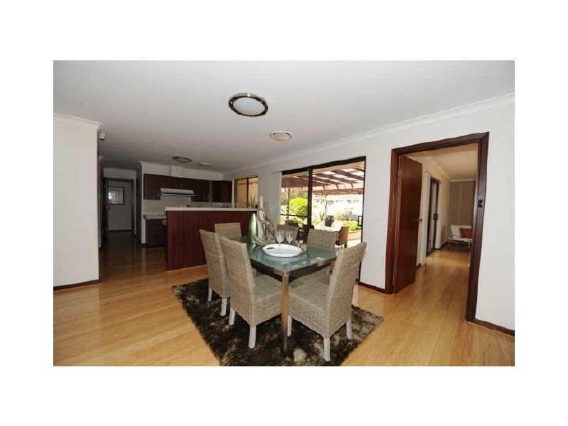 6 Tella Street, Gooseberry Hill WA 6076