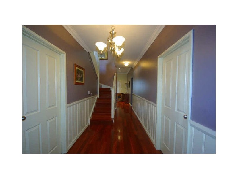 2 Yelverton Drive, Woodbridge WA 6056