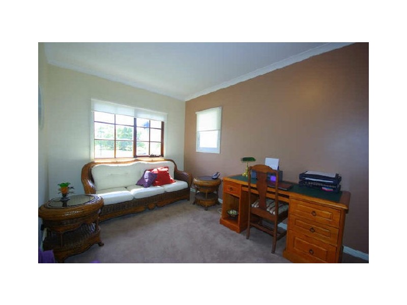 2 Yelverton Drive, Woodbridge WA 6056
