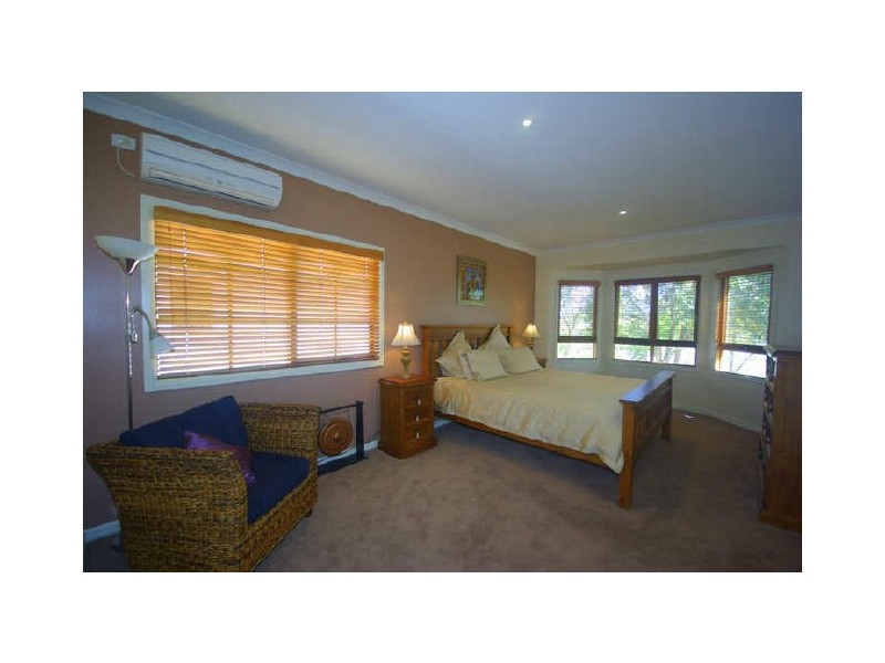 2 Yelverton Drive, Woodbridge WA 6056