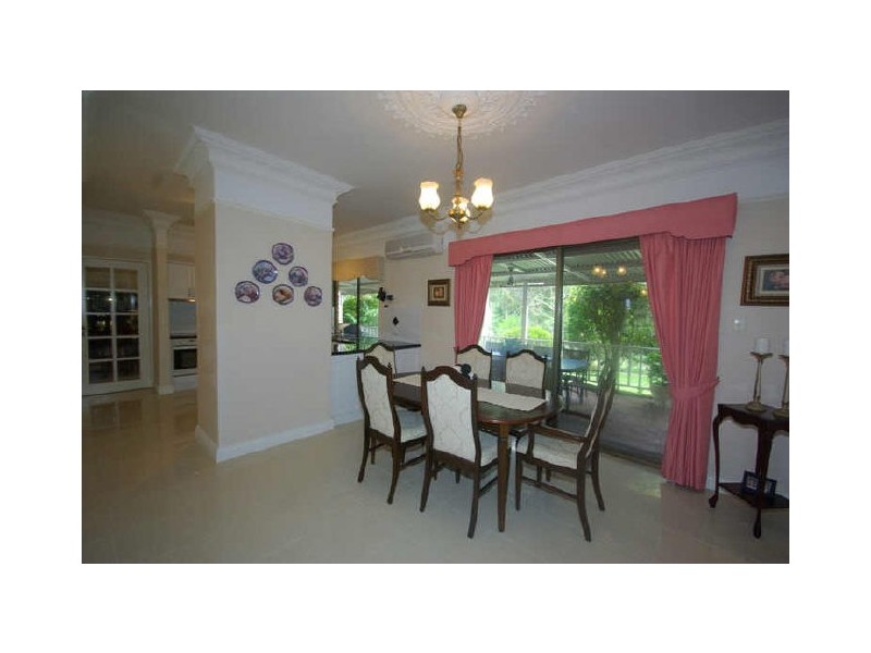 16 Sadler Drive, Gooseberry Hill WA 6076