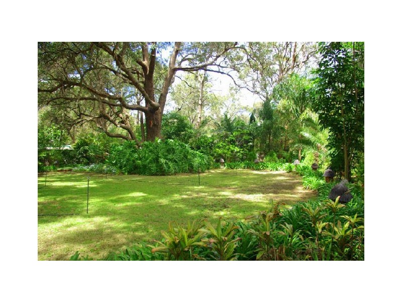 16 Sadler Drive, Gooseberry Hill WA 6076