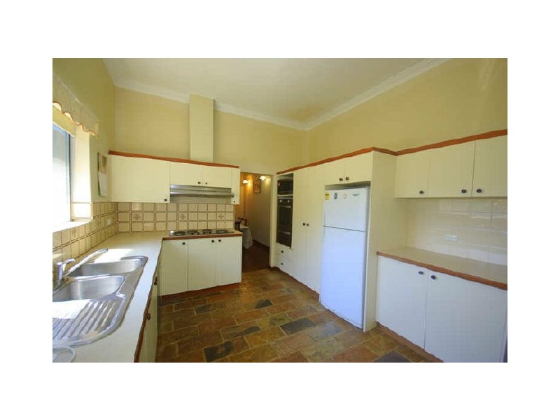 7 Kimbarlee Way, Lesmurdie WA 6076