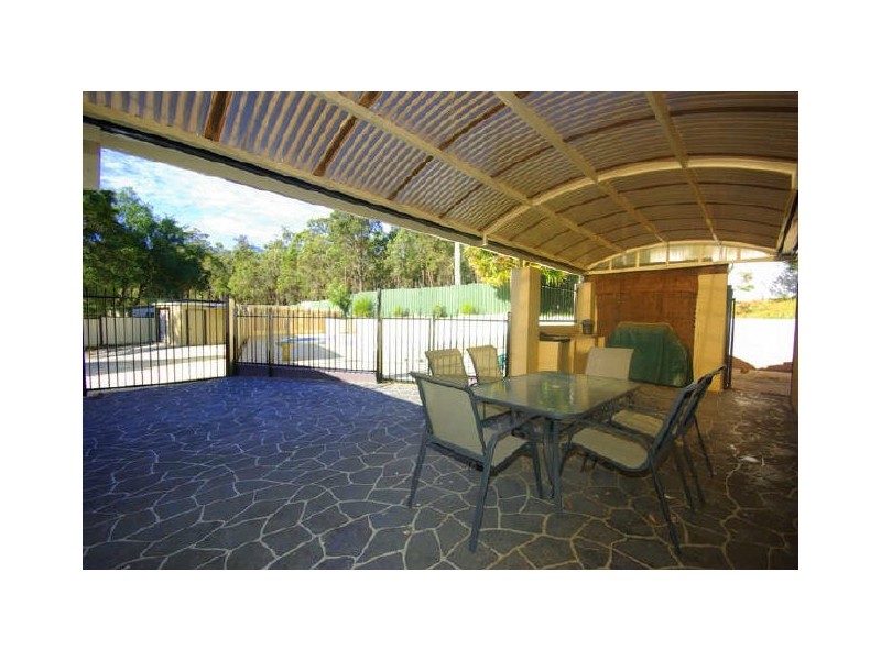 15 Torwood Drive, Gooseberry Hill WA 6076