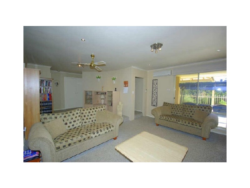 15 Torwood Drive, Gooseberry Hill WA 6076